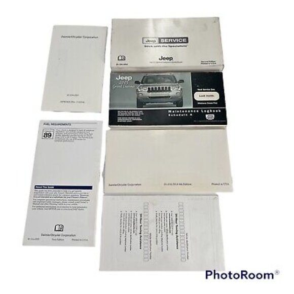 2005 Jeep Grand Cherokee Owners Manual Canvas Case & Literature Great Condition - Picture 7 of 7